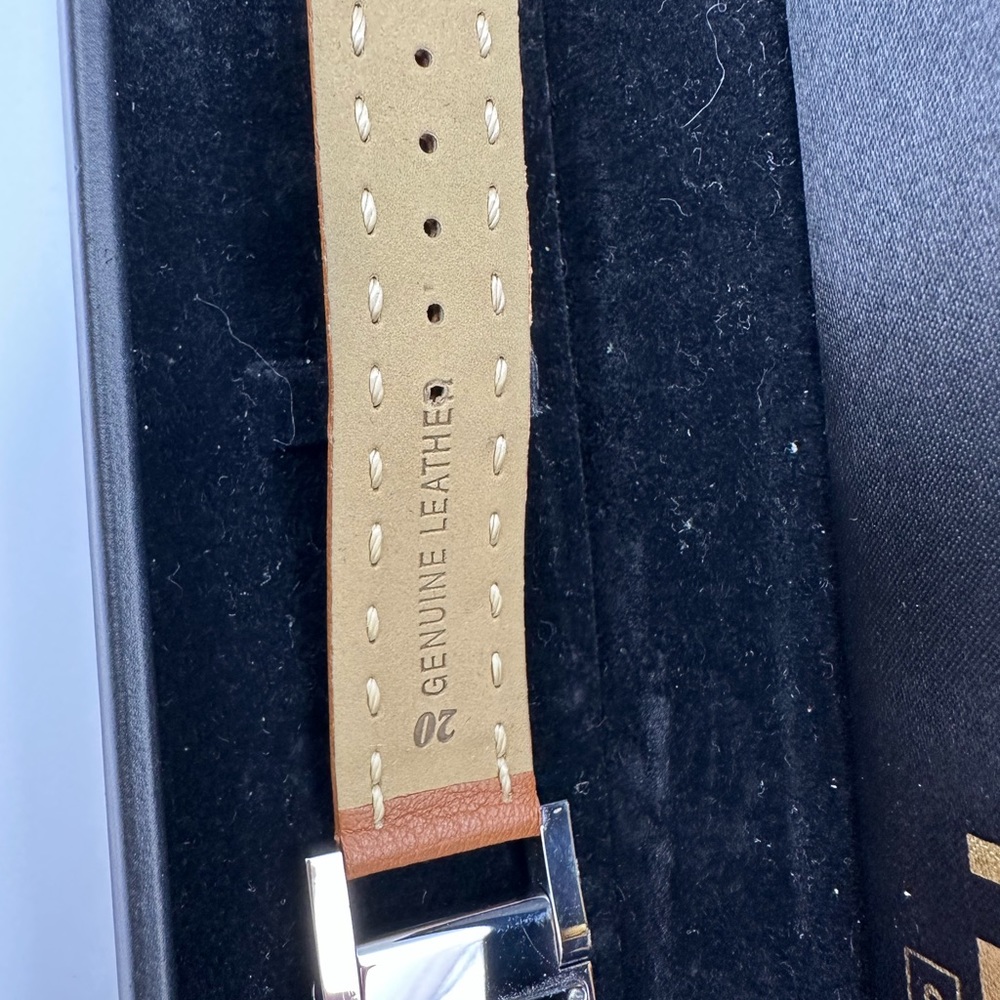 Fendi Watch - Picture 8 of 12